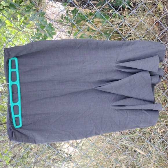 Skirt - Picture 5 of 7